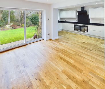 4 Bedroom - Photo 4
