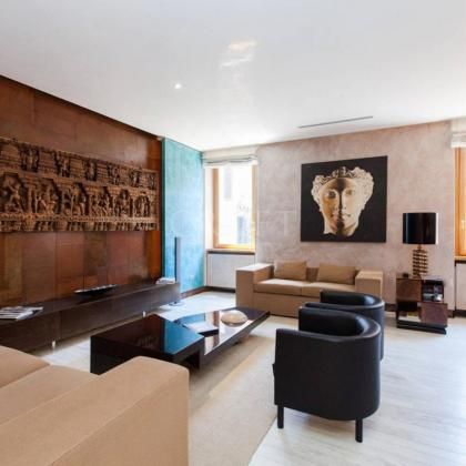 Spagna/Barberini: Luxury modern, fully furnished 2 bedroom, 2 baths, living room, kitchen. Quiet, bright, air conditioning, elevator, near metro. Ref 2393. - Photo 2