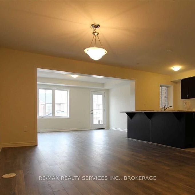 For Lease - 111 Bond Head Court, Milton, Ontario - Photo 1