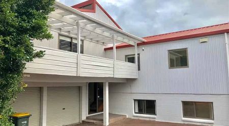 Do not miss this house! - Photo 2