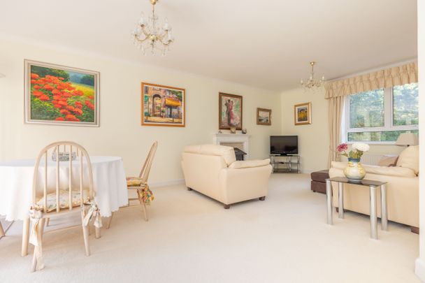 2 bed apartment to rent in Haven Road, , BH13 - Photo 1