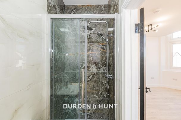 118 High Street, Ongar - Photo 1