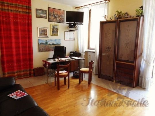 Двухкомнатная квартира в историческом центре Милана - Photo 1