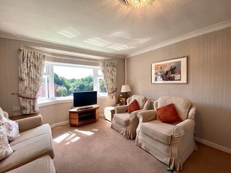 Maryport Road, CARDIFF - Photo 2