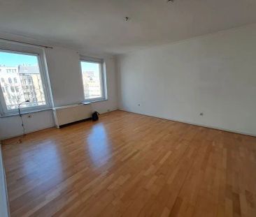 2 Zimmerwohnung mit separater Küche in schönem Altbau - Photo 1