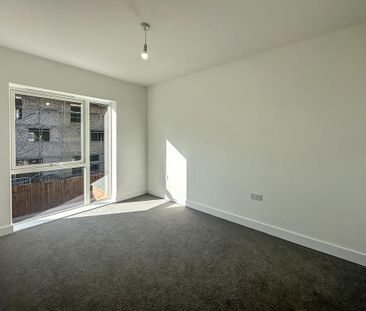 3 bedroom detached house to rent - Photo 3