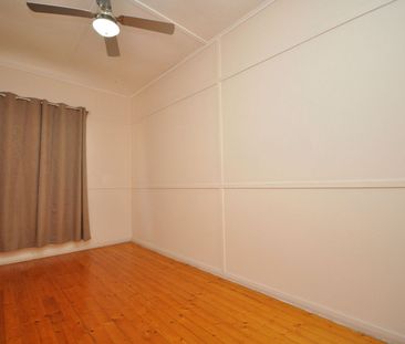 1 Carrig Avenue, Port Augusta - Photo 4