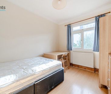 4 bedroom terraced house to rent - Photo 3