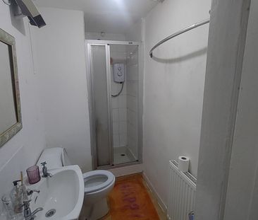 Room in a Shared Flat, Gibson Street, G12 - Photo 3