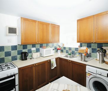 1 bedroom property to rent - Photo 6