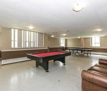 For Lease - 1625 Bloor Street, Mississauga, Ontario - Photo 2
