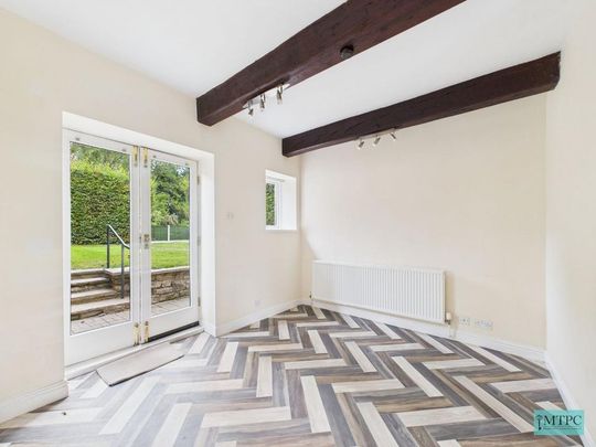 4 bedroom townhouse to rent - Photo 1