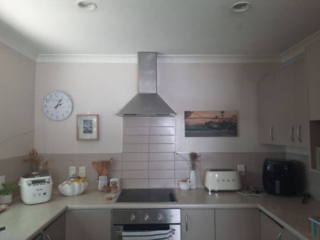 Charming home - sunny and spacious - Photo 2