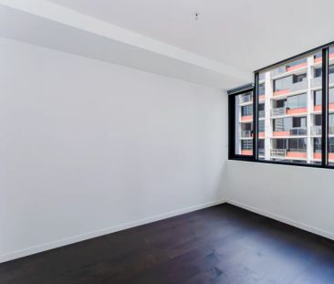 1 Bedroom*4404 - Photo 3