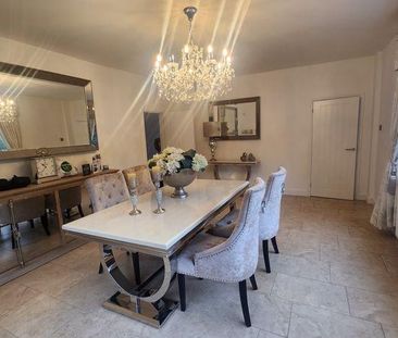 3 bedroom detached house to rent - Photo 2