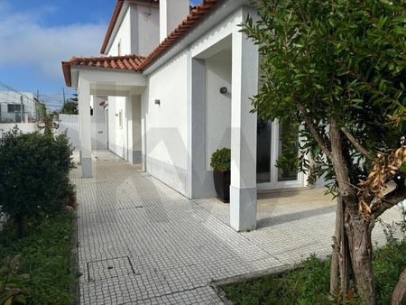 Moradia T3 em Lisboa - Photo 2