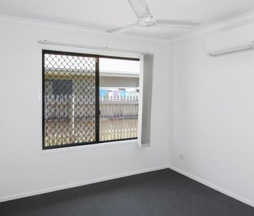 Stylish Family Home in the Heart of Bushland Beach - Photo 3