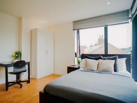Premier Studio - Photo 2
