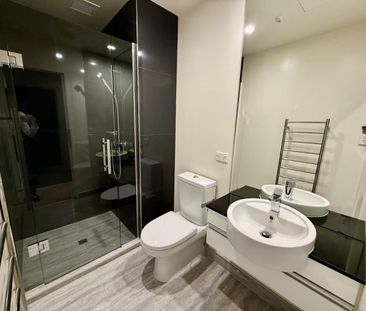 Stylish, Executive Apartment - Photo 5