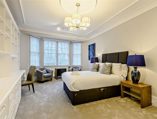 Strathmore Court, NW8, London - Photo 1