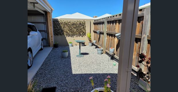 Neat Cosy Nest- HOME OPEN 24.11.25 @12.00NOON - Photo 1