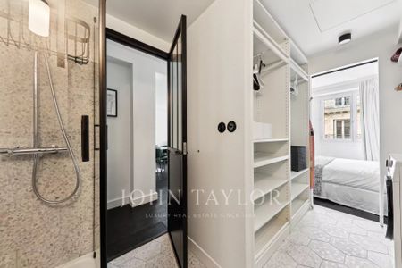 Appartement à louer Paris 8Ème - Madeleine, Paris Rive Droite, France3 000 EUR / Mois - Photo 2
