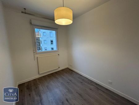 Location Appartement 2 pièces 31m² CHAMBERY 73000 - Photo 2