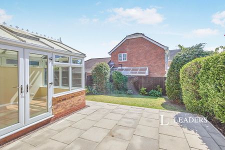 3 bedroom detached to rent Acrefield Way, Chellaston - Photo 4