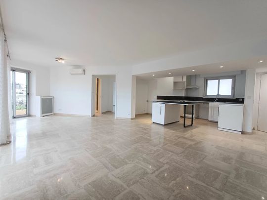 Location Appartement 3 pièces 89m² CANNES 06400 - Photo 1