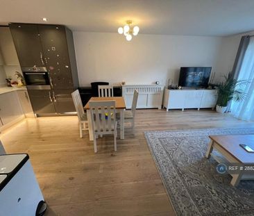 2 bedroom flat to rent - Photo 3