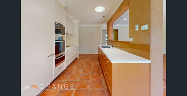 BEAUTIFUL 4-BEDROOM HOME IN A QUIET STREET - Photo 1