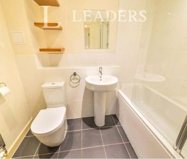 1 bedroom apartment to rent Brunel Court, Newsom Place, Manor Road,... - Photo 3