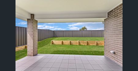 Pefect Family Home - Photo 3