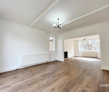 4 bedroom house - detached - Photo 6