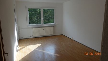 4-Raum-Wohnung mit saniertem Bad - Photo 2