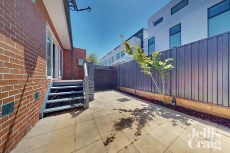 1/11-13 Station Avenue, Mckinnon - Photo 2