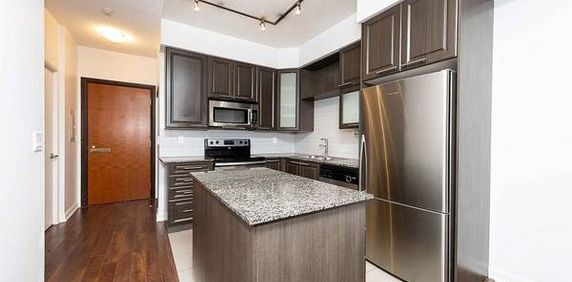 Sherbourne/Wellesley-Bright Spacious 1Bdrm+Den 1Bath & Locker - Photo 2