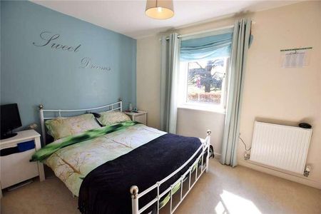 Hampden Crescent, Bracknell, Berkshire, RG12 - Photo 5