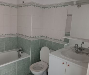 Location Appartement 2 pièces 43m² VAUJOURS 93410 - Photo 3