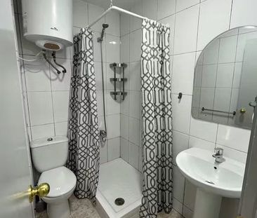 Carrer de Corretger, Barcelona, Catalonia 08003 - Photo 5