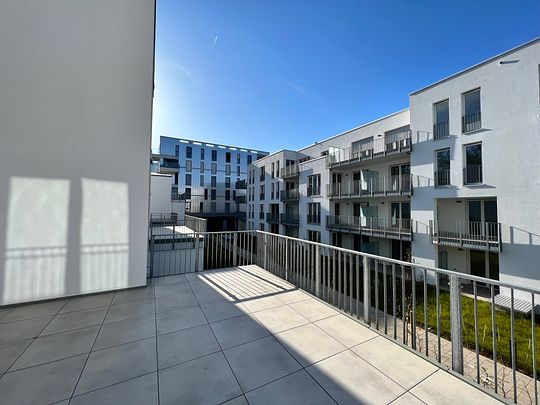 Wolfsburg Hellwinkel - Stadthaus Erstbezug Fußbodenheizung, große Terrasse u.v.m. - Foto 1