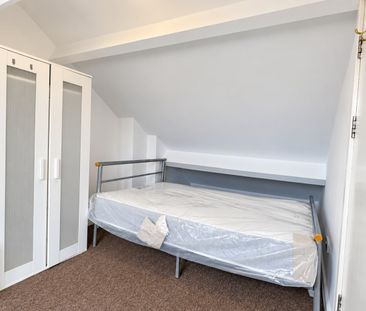 Room in a Shared House, Clifton Boulevard, NG7 - Photo 4