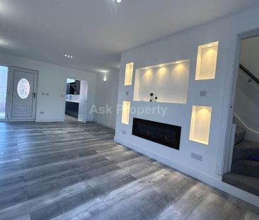 3 bedroom semi-detached house to rent - Photo 2