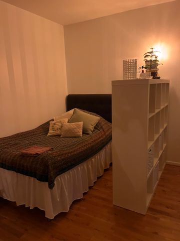 Västra Nobelgatan, Örebro - Photo 3