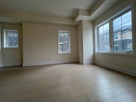 For Lease - 89 Clippers Crescent, Whitchurch-Stouffville, Ontario - Photo 5