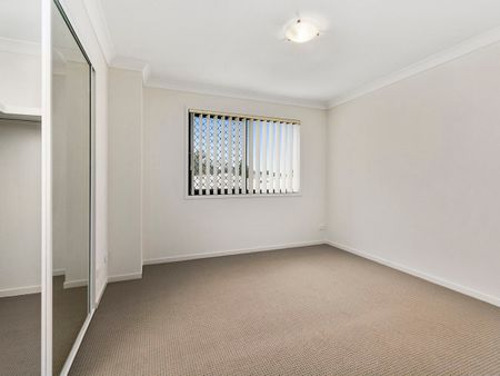 Water bills are included in the rent - Photo 3