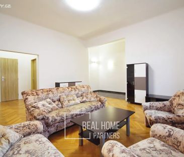 Pronájem bytu 4+1 88 m² - Photo 1