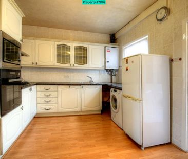 2 bedroom terraced house to rent - Photo 5