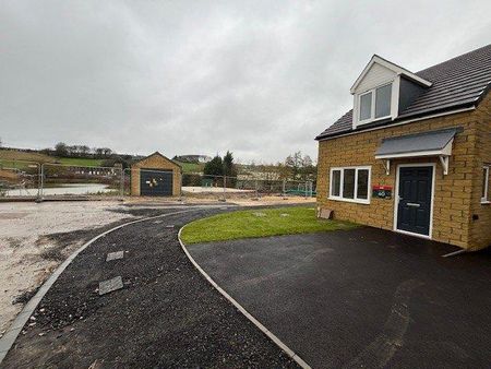 3 bedroom semi-detached house to rent - Photo 4