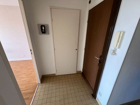 Location Appartement 2 pièces 45m² - Photo 5